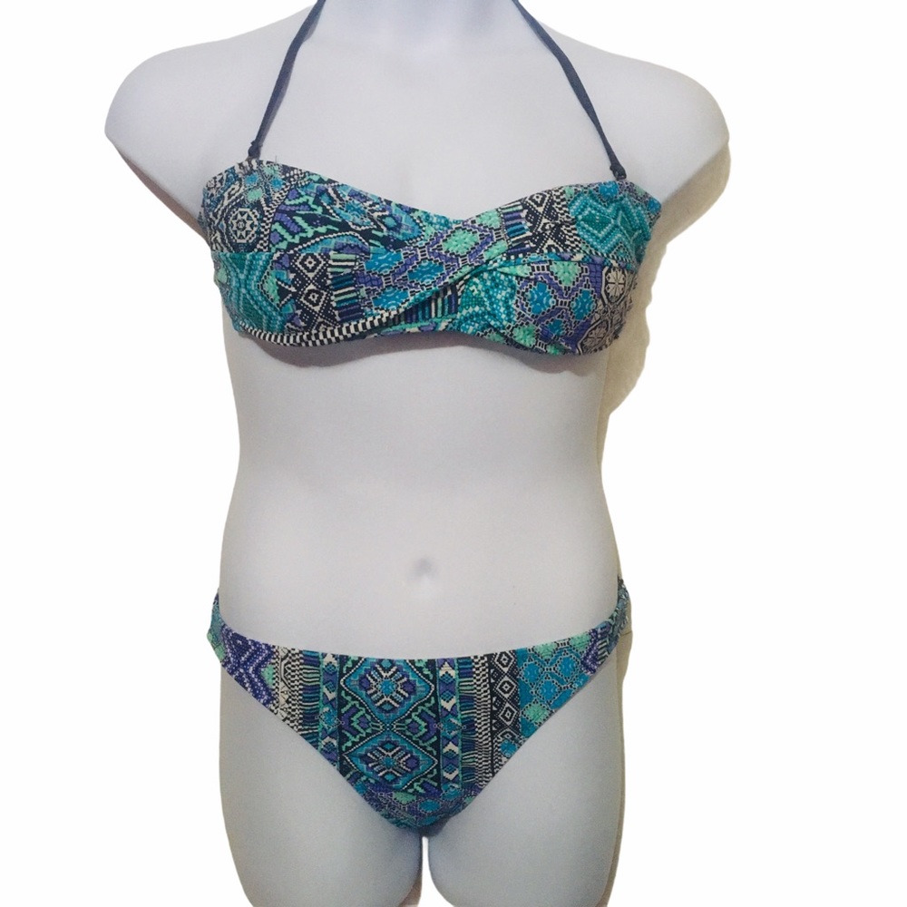 Lady’s swimsuit size XL